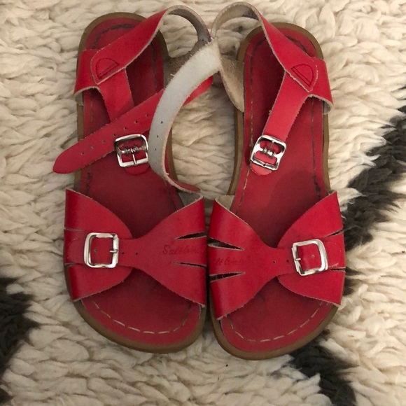 Red Girls Salt water sandals - Picture 1 of 1